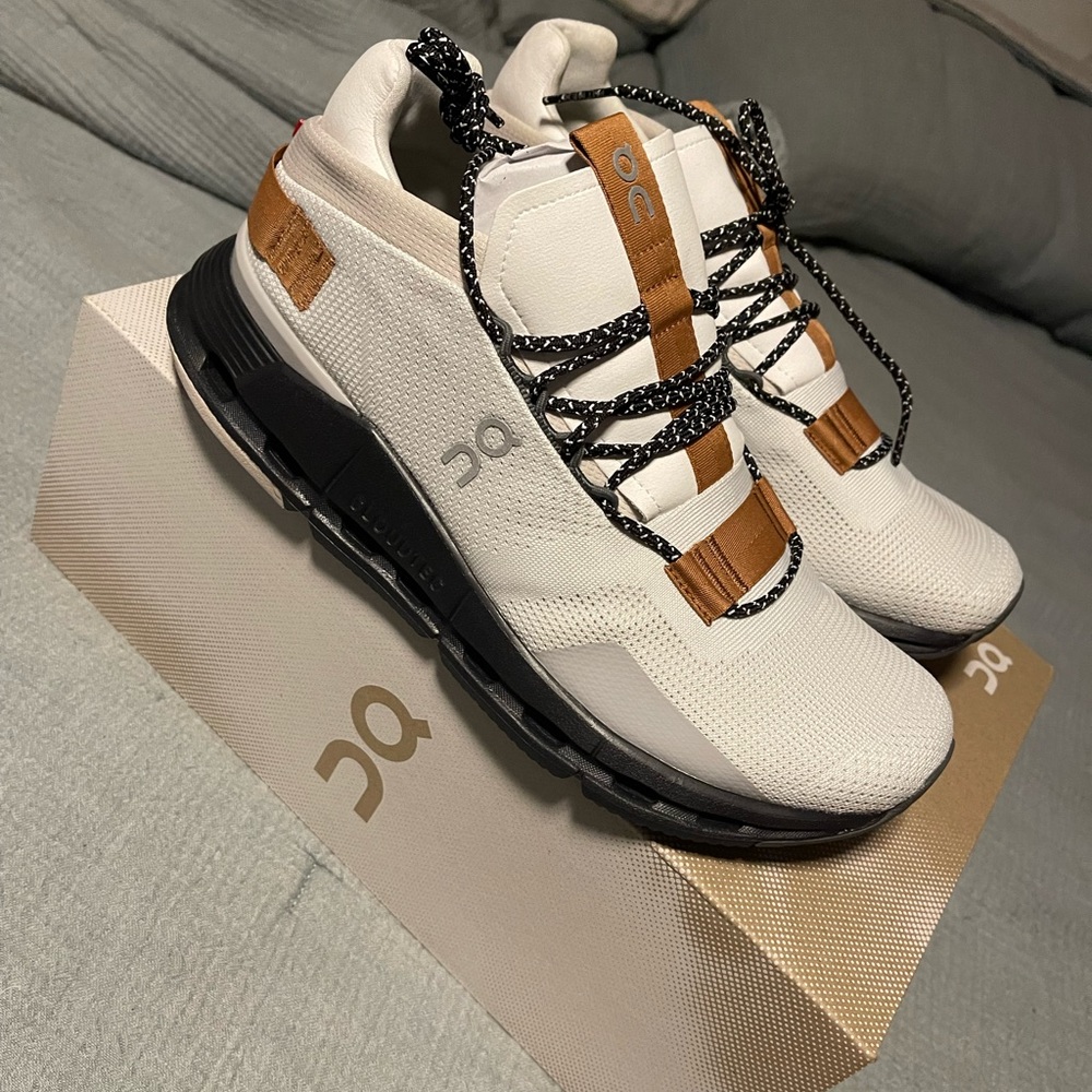 On cloud nova. Pecan color. Brand new in box 8.5